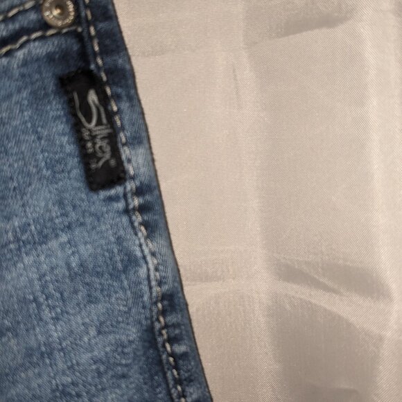 Zac - Picture 7 of 7